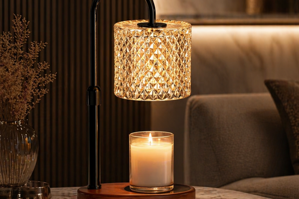 Adjustable candle warmer lamp with timer