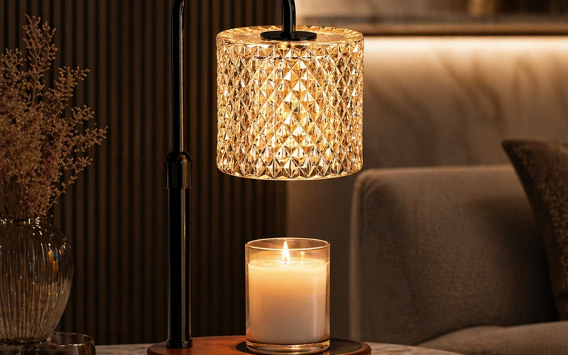 Adjustable candle warmer lamp with timer