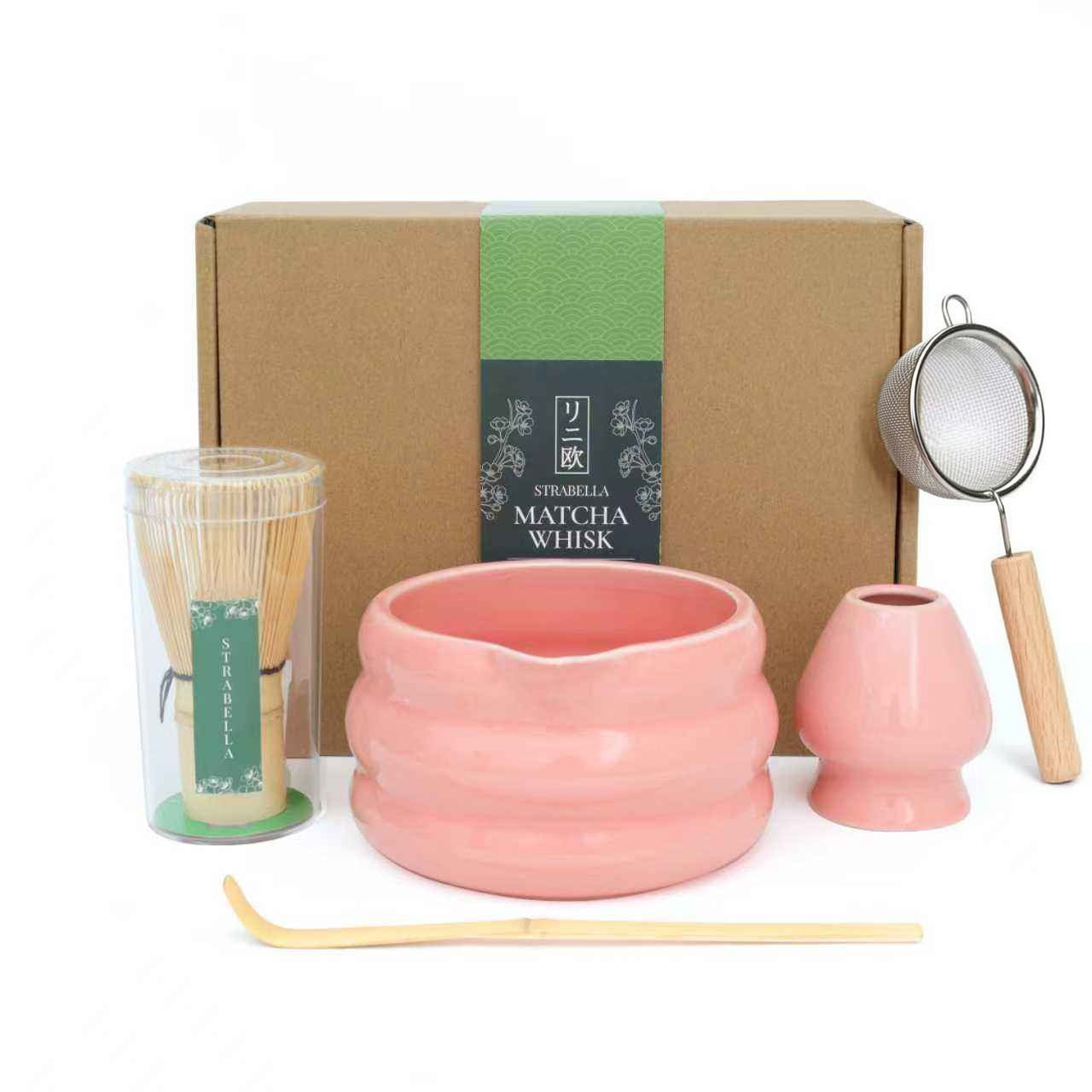 Strabella Matcha Tea Set Pink — kraft gift box, ceramic chawan bowl, bamboo whisk in tube, whisk holder, bamboo scoop and small fine-mesh sifter with beech handle