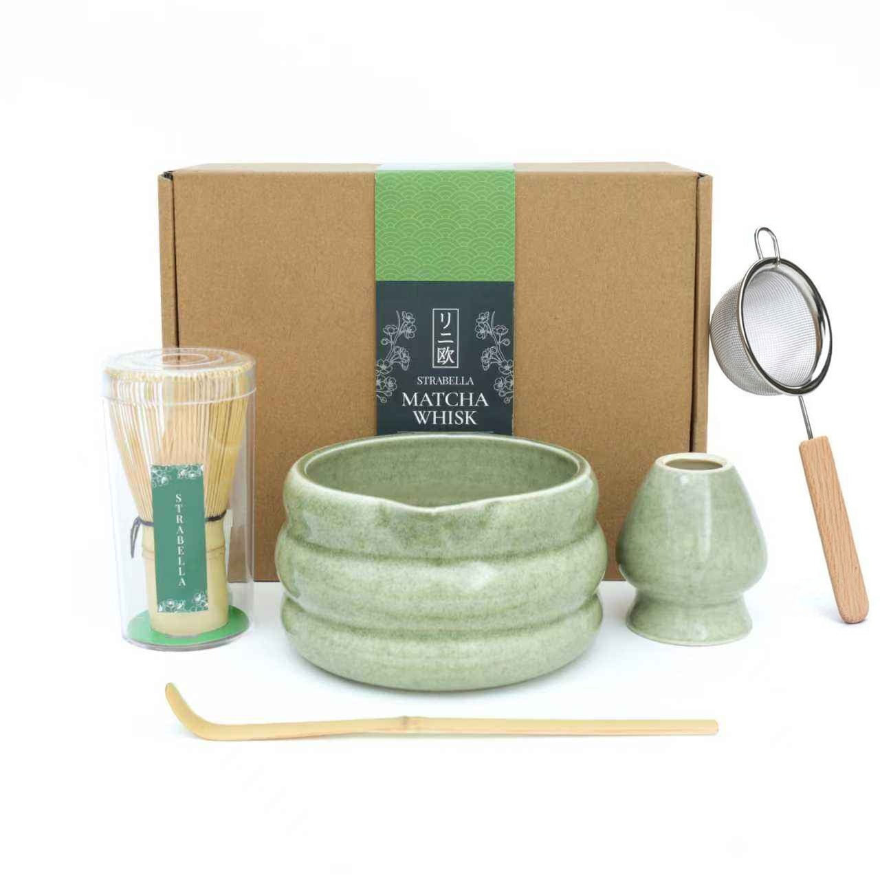 Strabella Matcha Tea Set Sage — kraft gift box, ceramic chawan bowl, bamboo whisk in tube, whisk holder, bamboo scoop and small fine-mesh sifter with beech handle